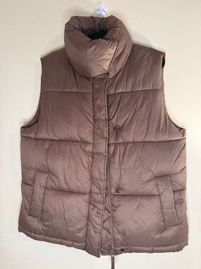 Women's Brown Quilted Puffer Vest